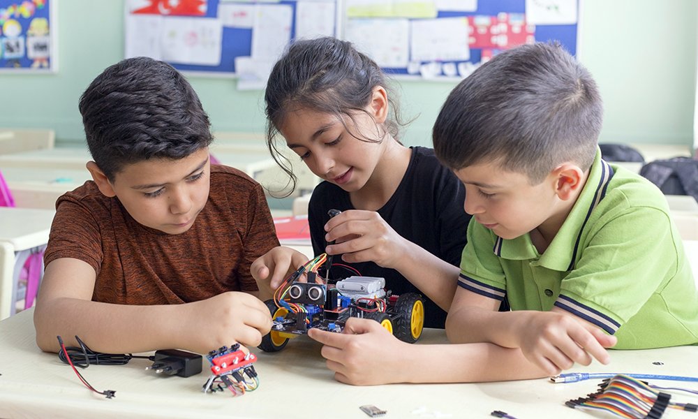 The Importance of STEM Learning in Elementary Schools